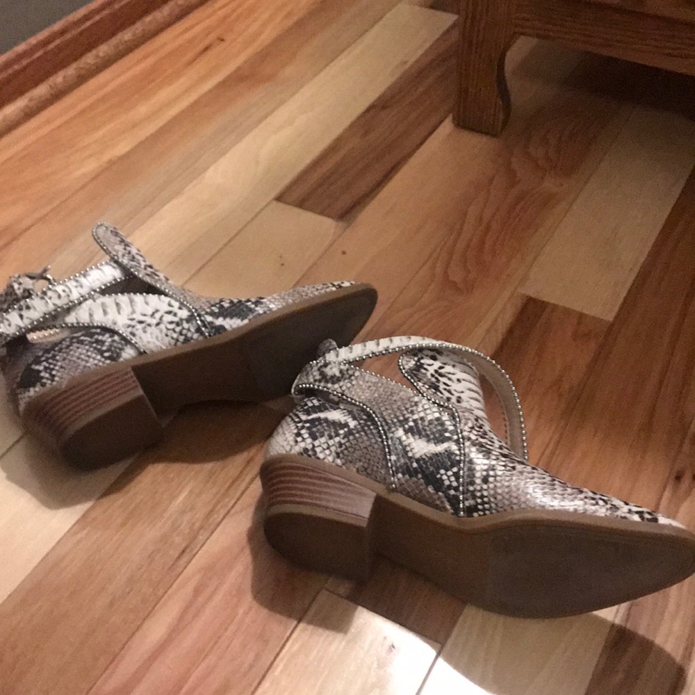 Bootie - Picture 2 of 3